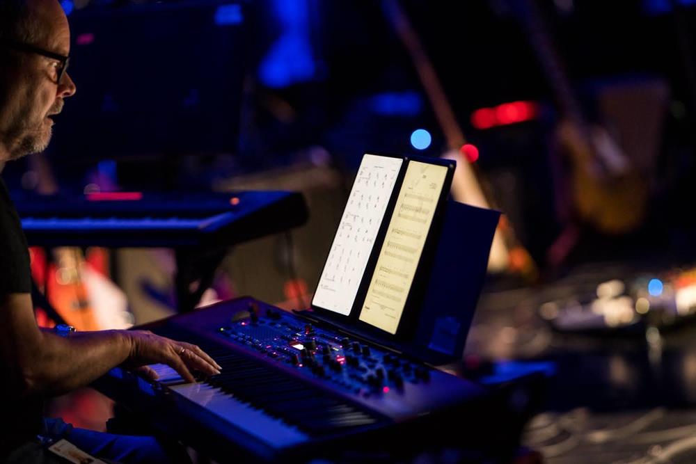 elever som spiller i band - Klikk for stort bilde